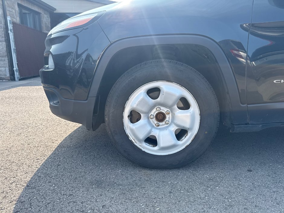 Jeep Cherokee NORTH 2016-35