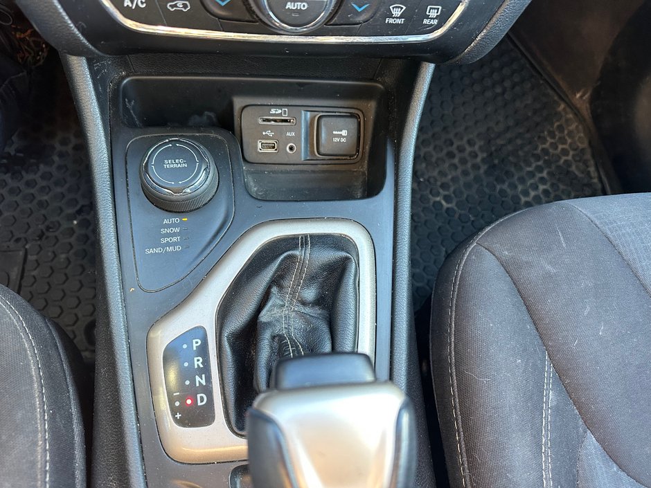 Jeep Cherokee NORTH 2016-12