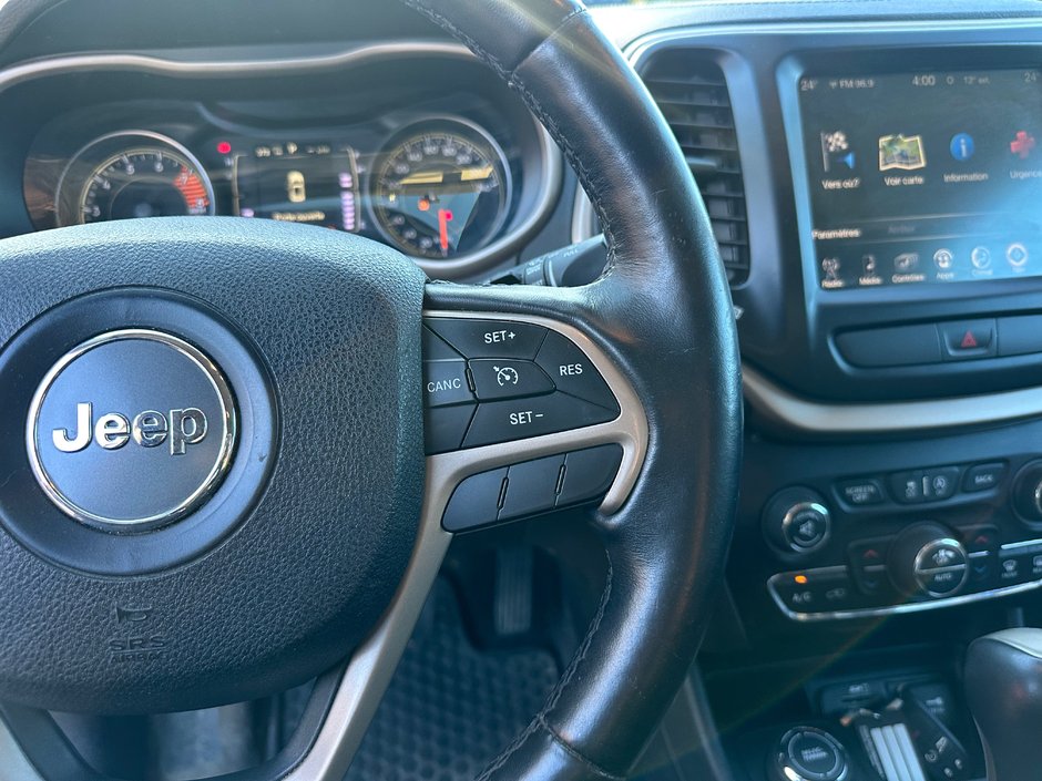 Jeep Cherokee NORTH 2016-8