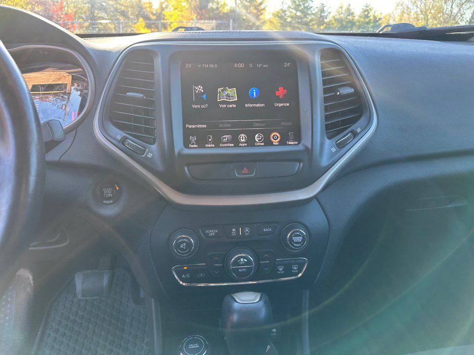 Jeep Cherokee NORTH 2016-10