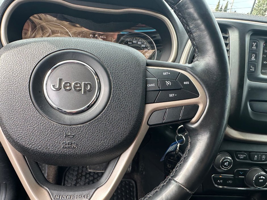 2018 Jeep Cherokee North-9
