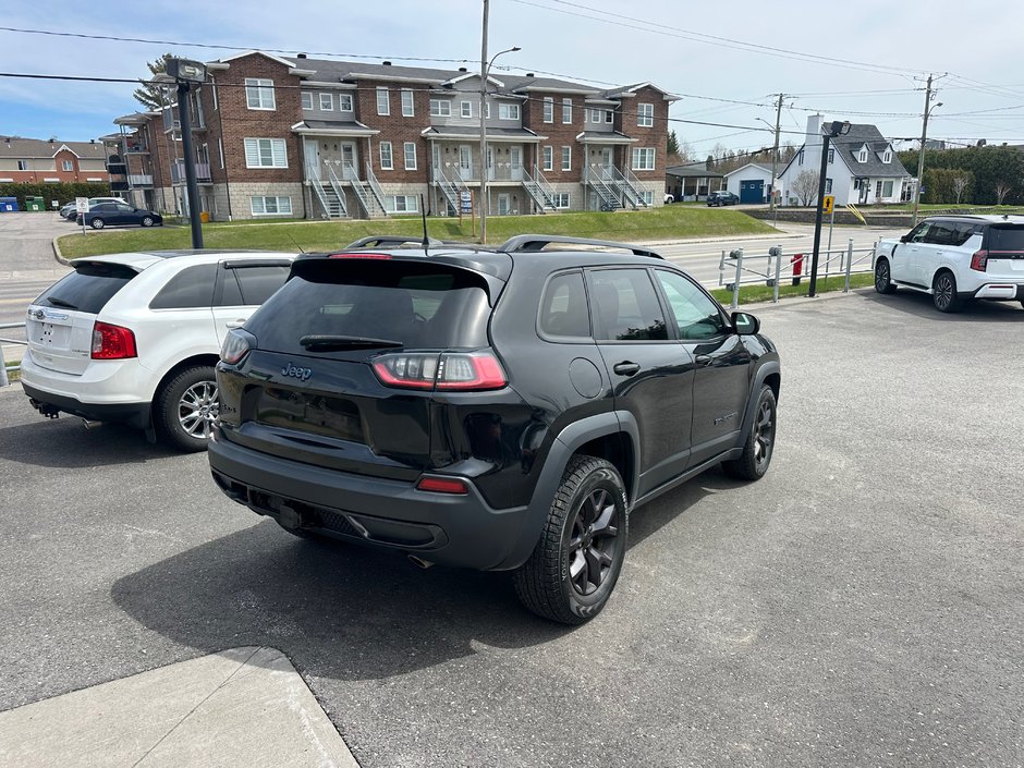 2019 Jeep Cherokee Upland SPORT-3