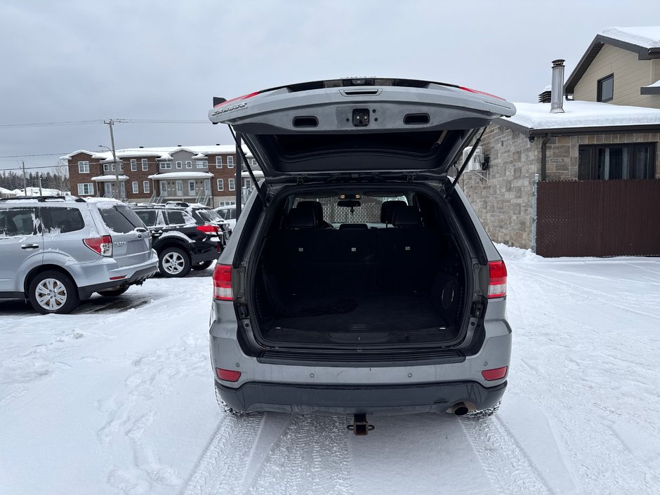 Jeep Grand Cherokee LAREDO X 2012-10