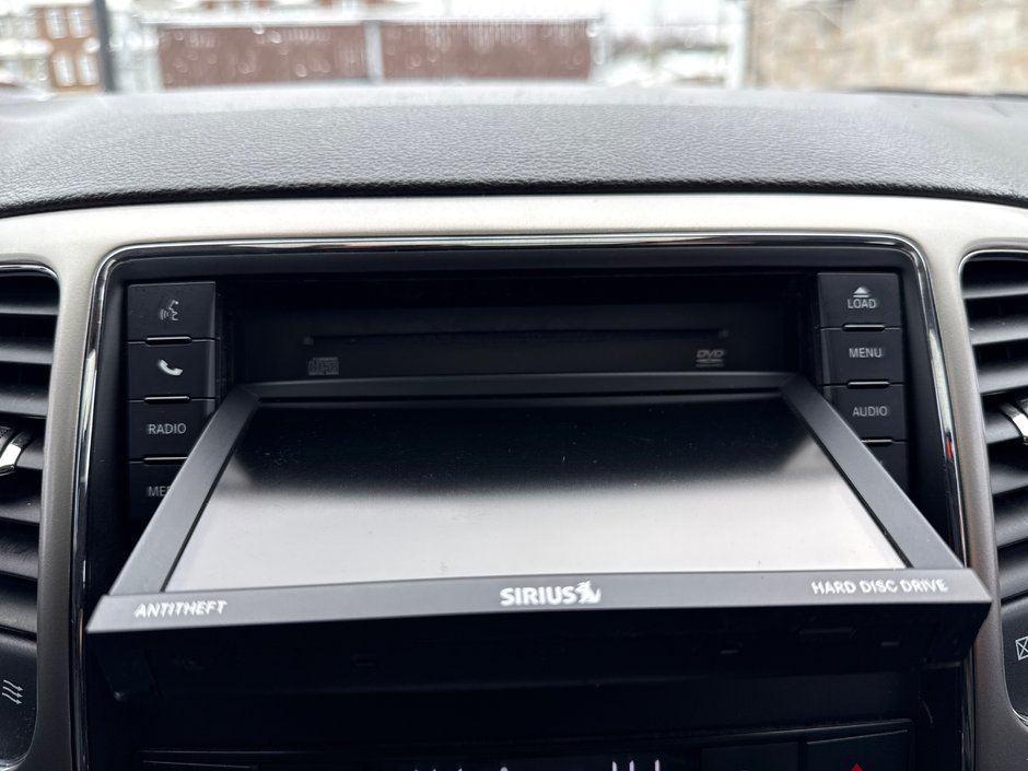 Jeep Grand Cherokee LAREDO X 2012-27