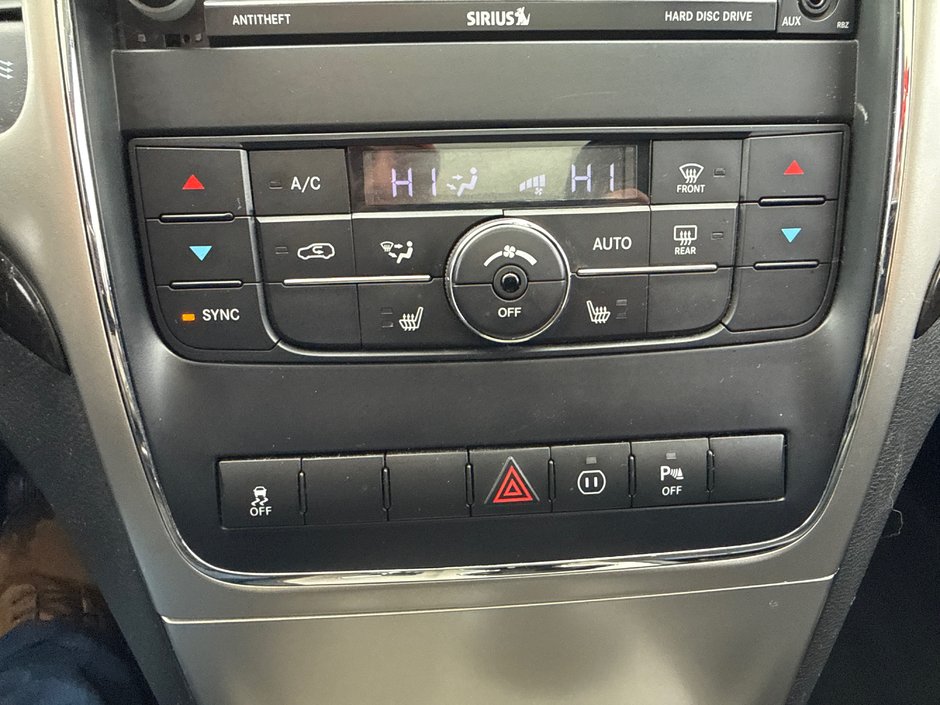 Jeep Grand Cherokee LAREDO X 2012-29