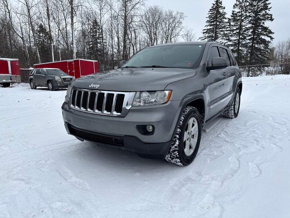 Jeep Grand Cherokee LAREDO X 2012-2