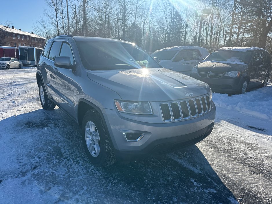 2015 Jeep Grand Cherokee LAREDO-0