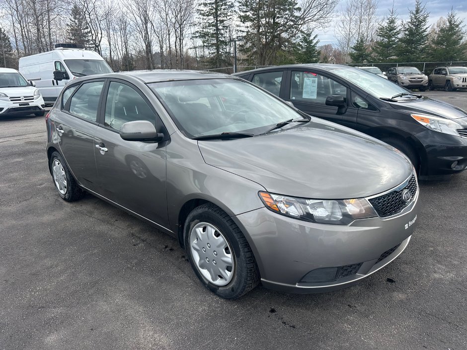 Kia Forte5 EX 2012-0