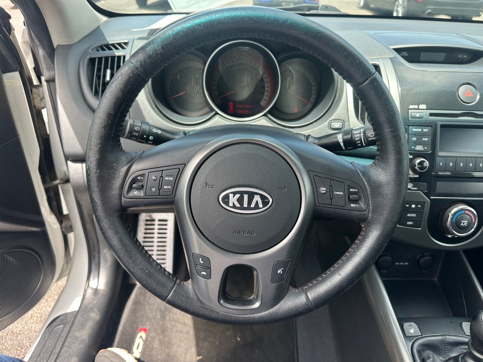 2012 Kia Forte Koup Ex-23