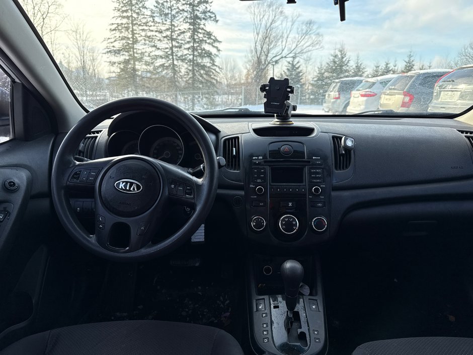 2010 Kia Forte EX PLUS-8