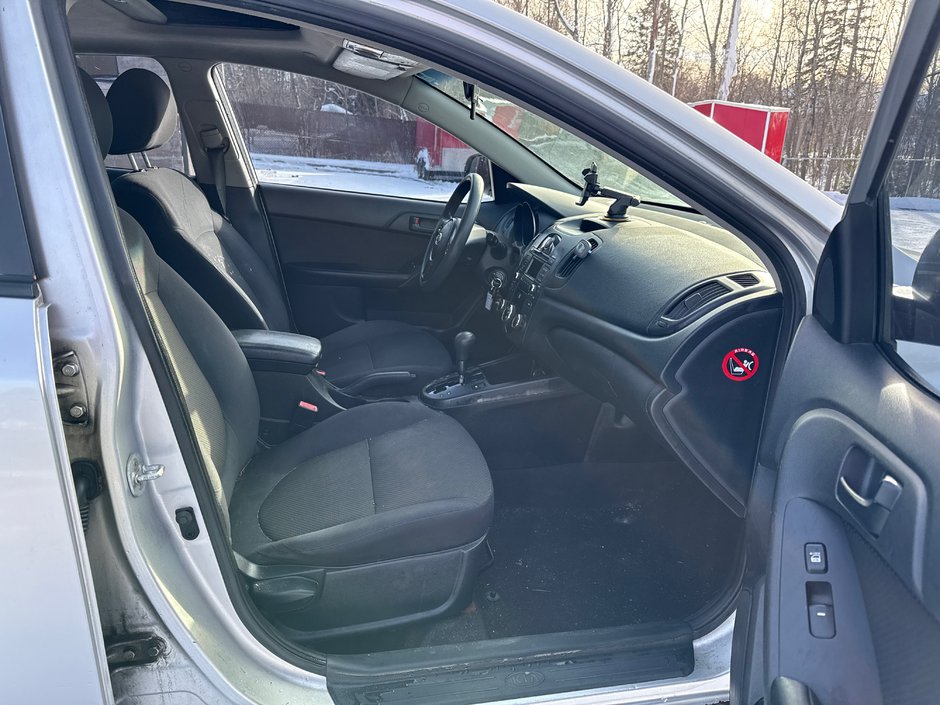 2010 Kia Forte EX PLUS-9