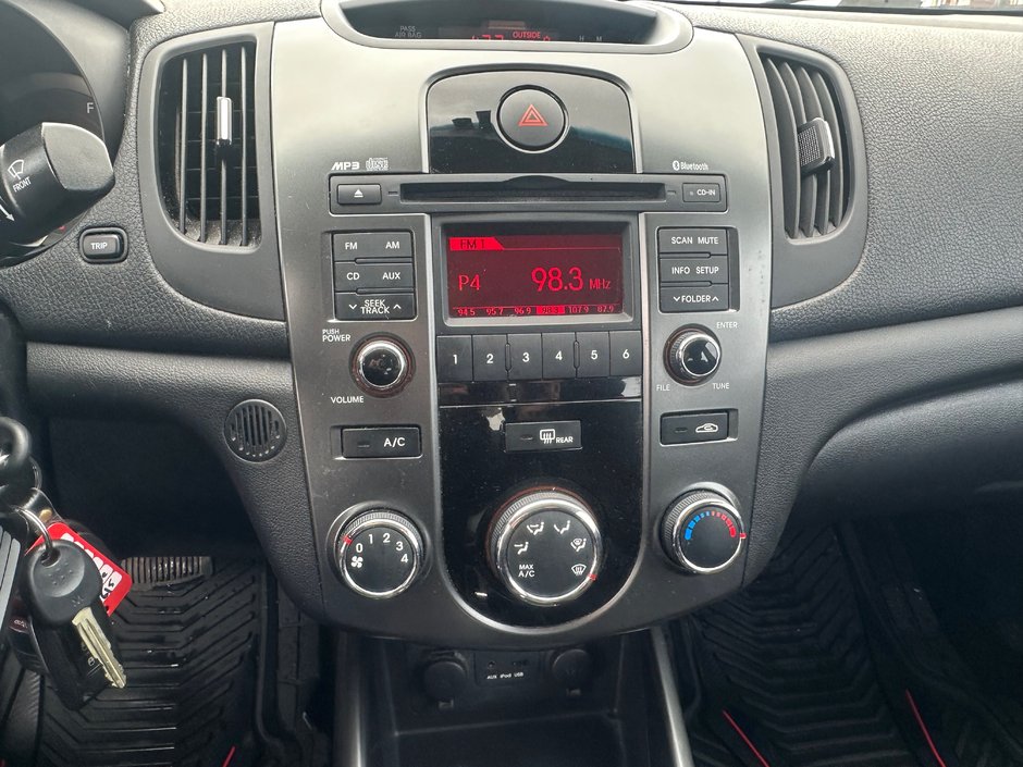 Kia Forte EX 2013-14