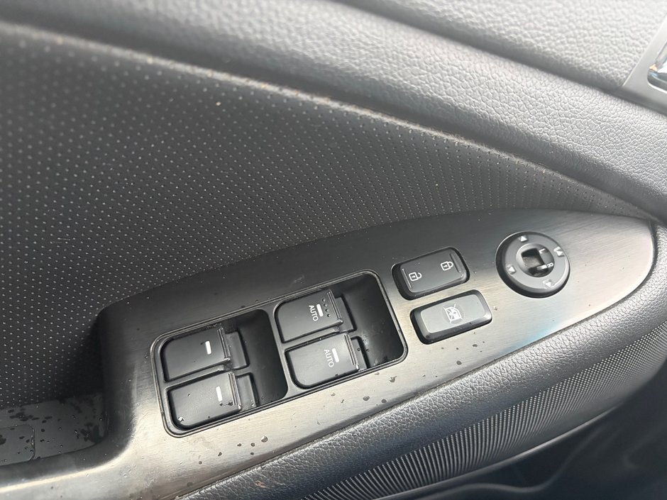 2012 Kia Optima LX Hybride-10