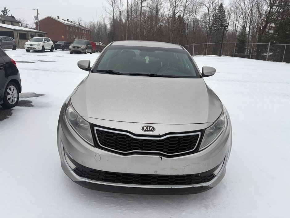 2012 Kia Optima LX Hybride-6