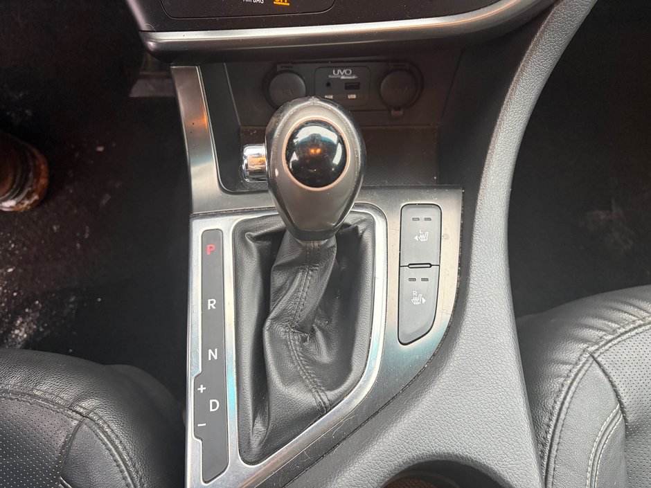 2012 Kia Optima LX Hybride-14