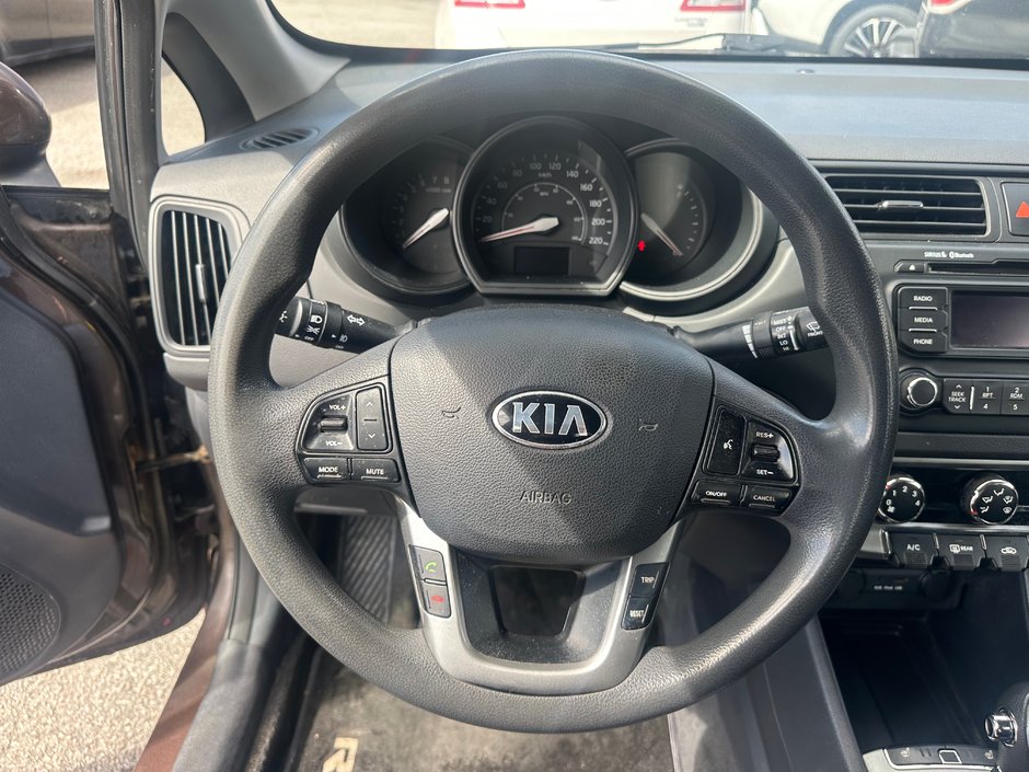 Kia Rio LX 2013-6
