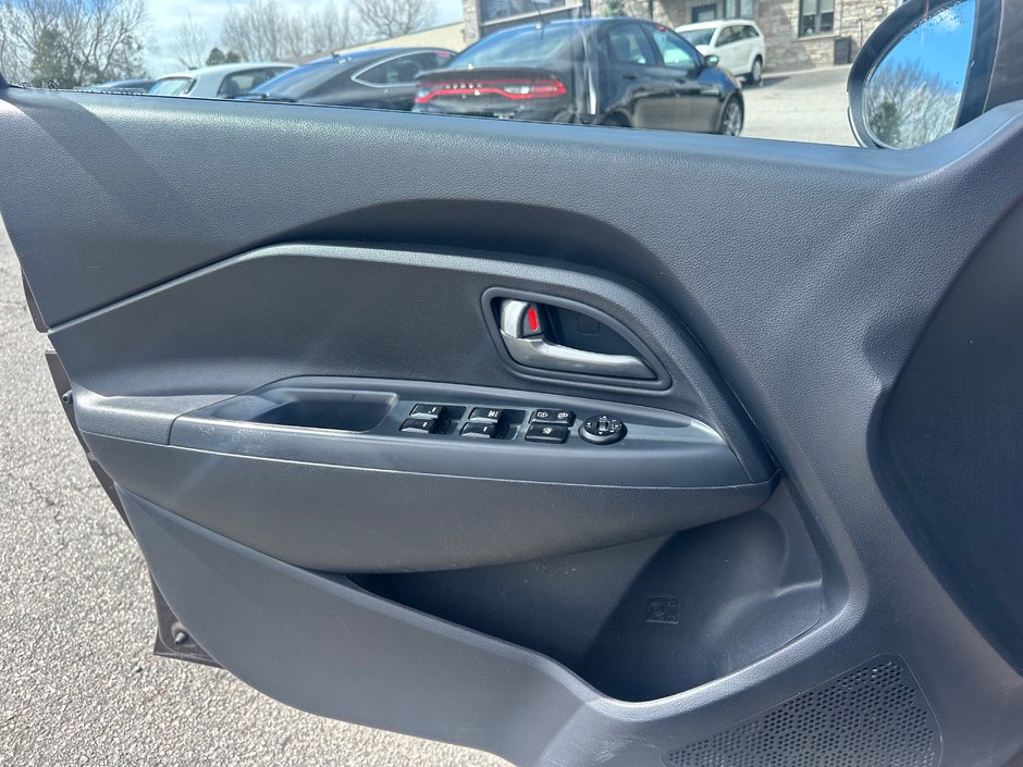 Kia Rio LX 2013-10