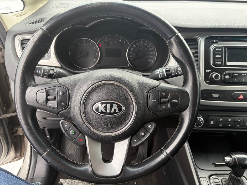 Kia Rondo LX 2014-17
