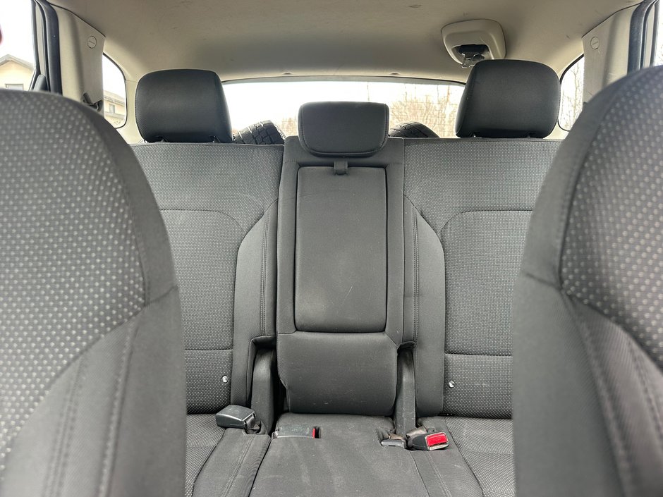 Kia Rondo LX 2014-8