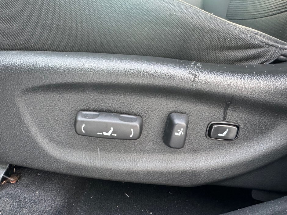 Kia Sorento LX-V6 2015-7