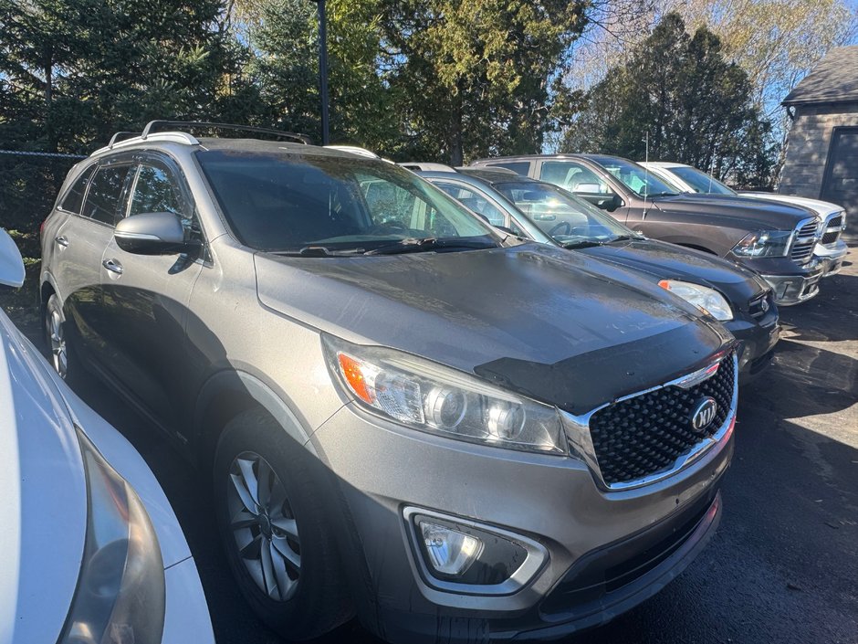 Kia Sorento LX-V6 2016-0