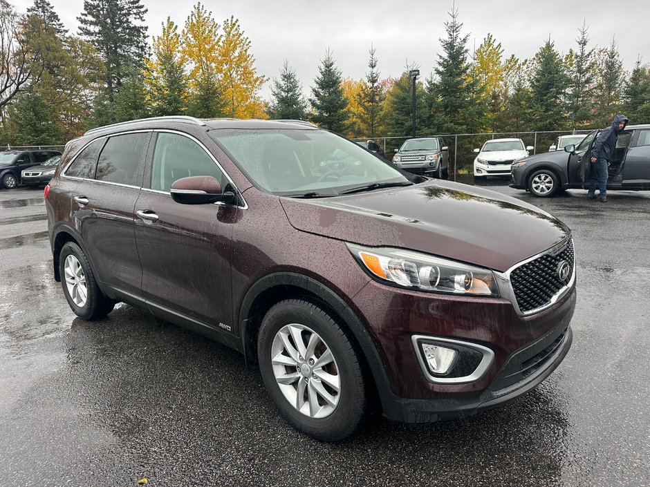 Kia Sorento LX 2016-0