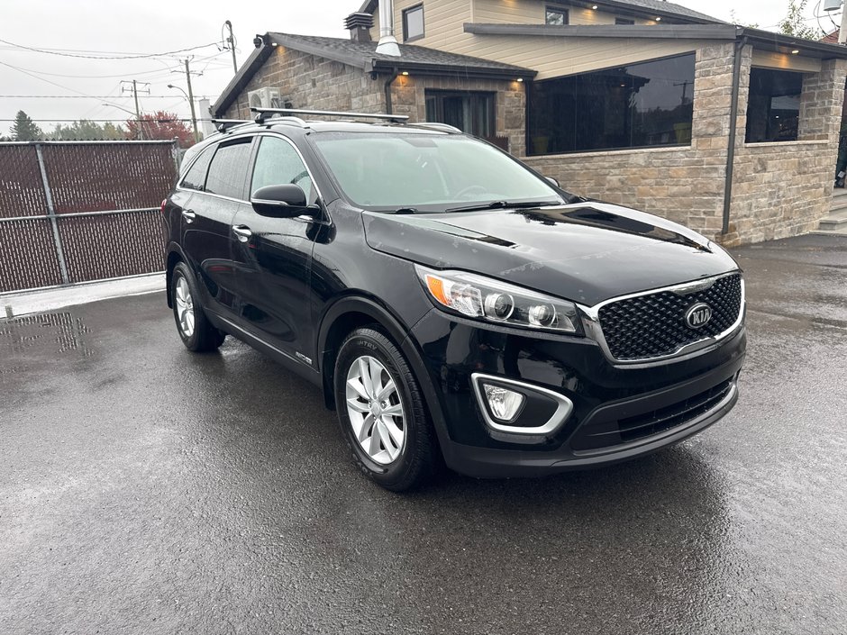 Kia Sorento LX-V6 2017-0