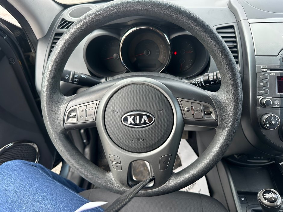 Kia Soul LX 2011-8