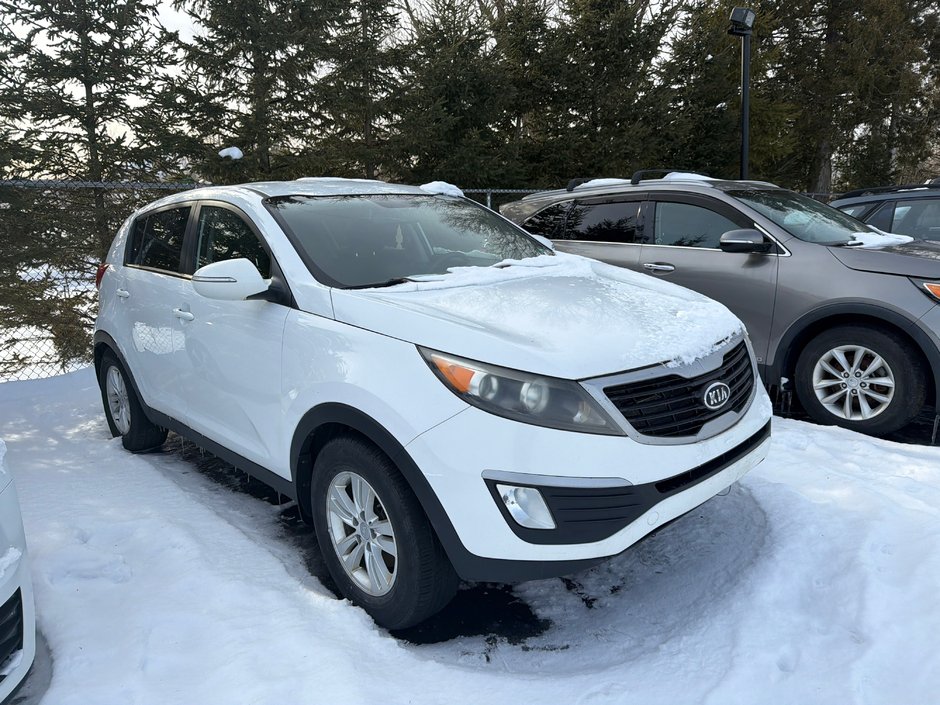 Kia Sportage LX 2012-0