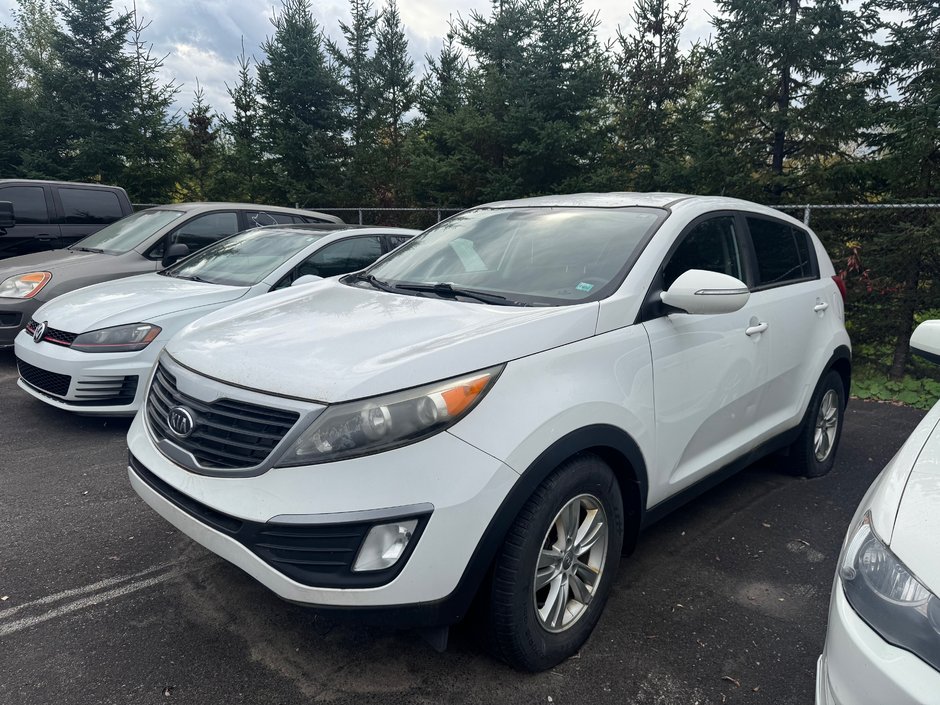Kia Sportage LX 2012-3