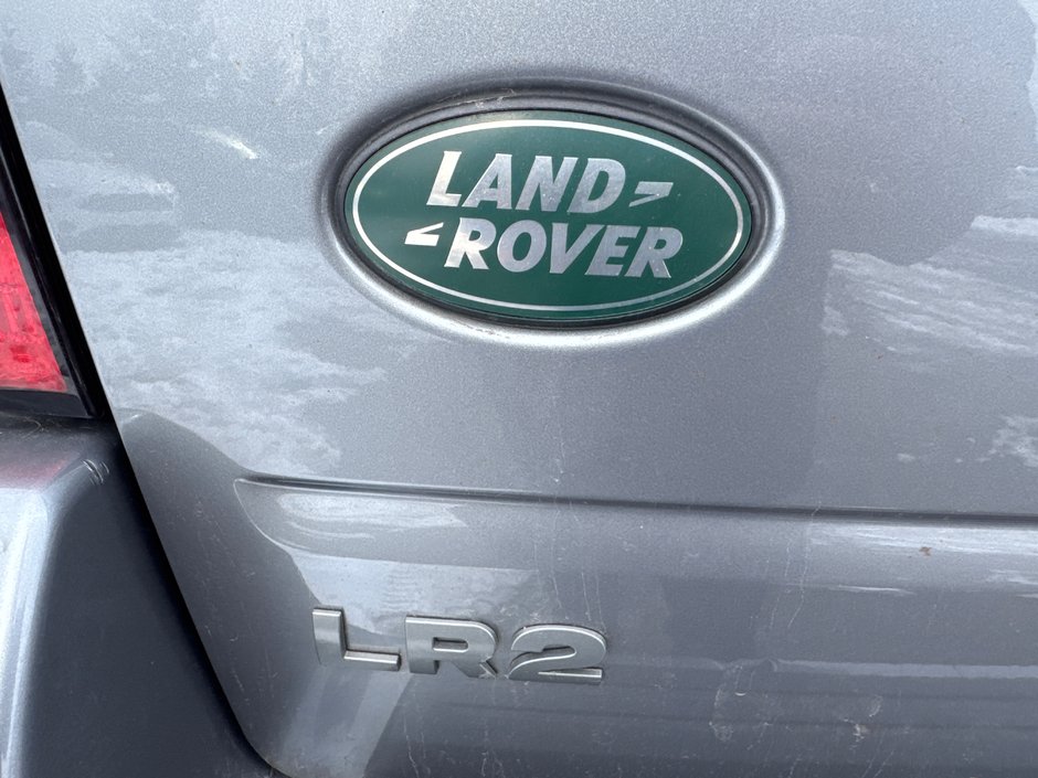 2012 Land Rover LR2 HSE-3