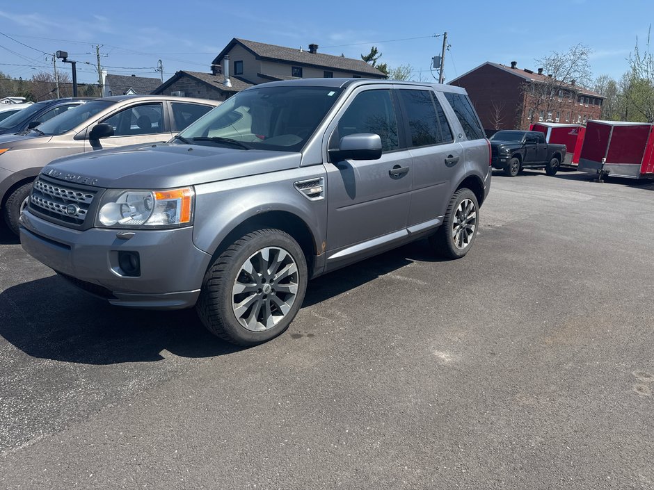 2012 Land Rover LR2 HSE-6