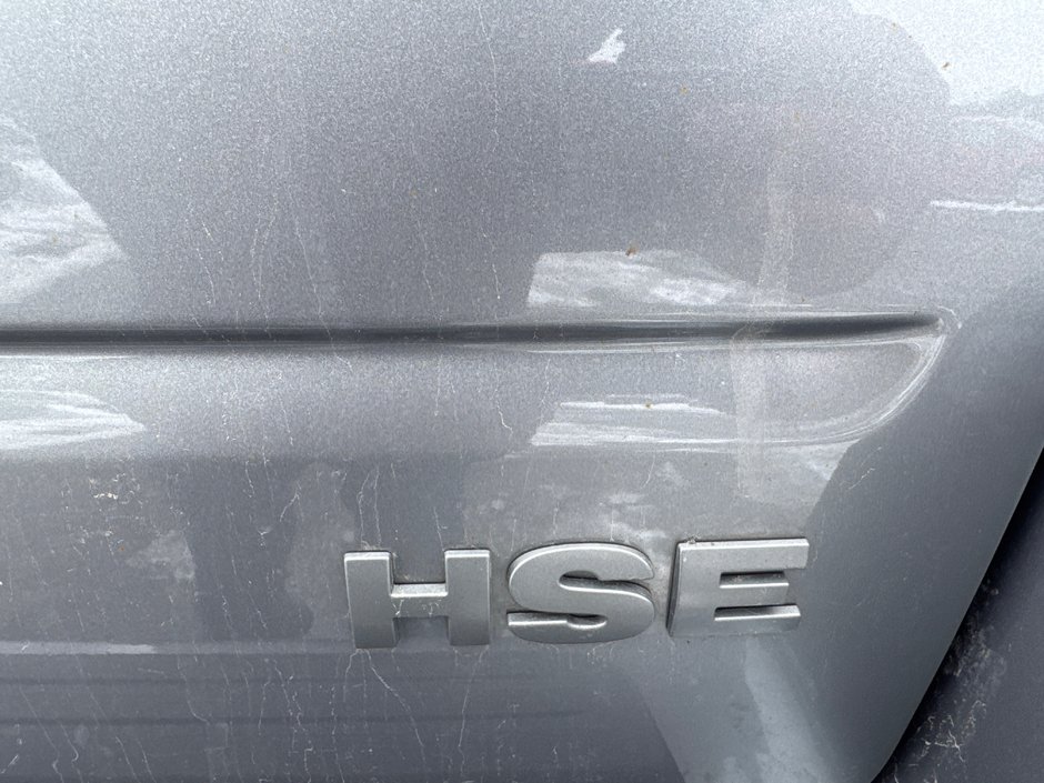 2012 Land Rover LR2 HSE-4