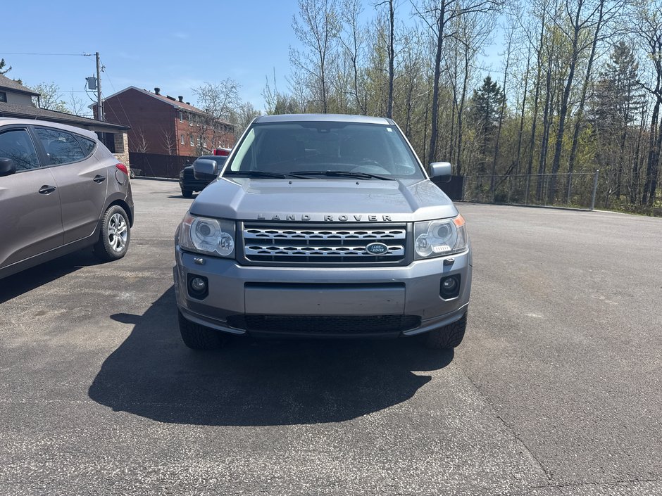 2012 Land Rover LR2 HSE-7