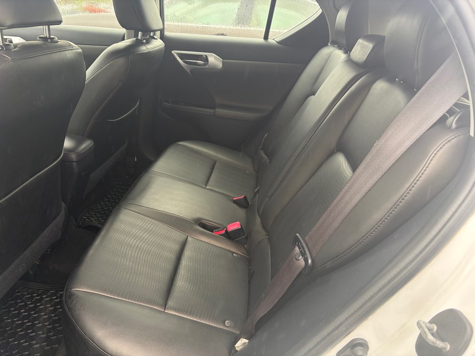 2012 Lexus CT 200h HYBRIDE-6