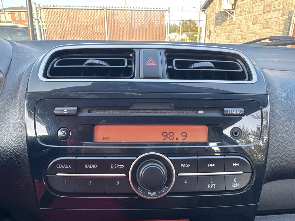 Mitsubishi Mirage SE 2014-24