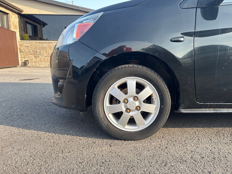 Mitsubishi Mirage SE 2014-8