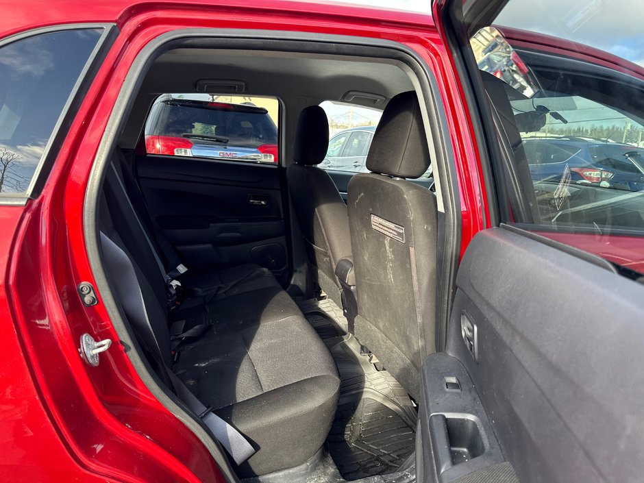 Mitsubishi RVR SE 2011-10