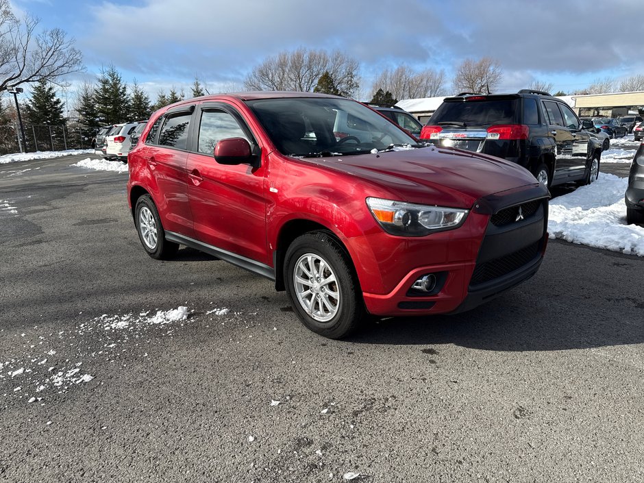 Mitsubishi RVR SE 2011-0