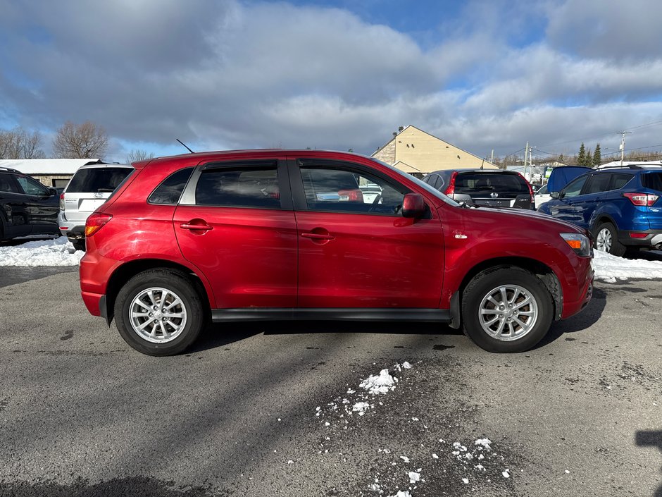 Mitsubishi RVR SE 2011-3