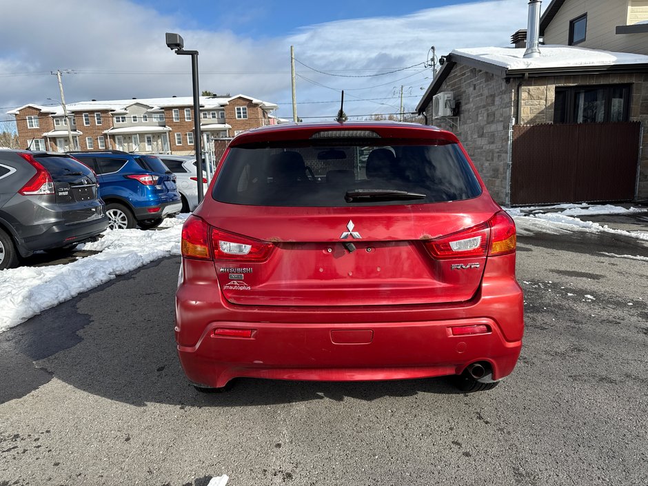 Mitsubishi RVR SE 2011-5