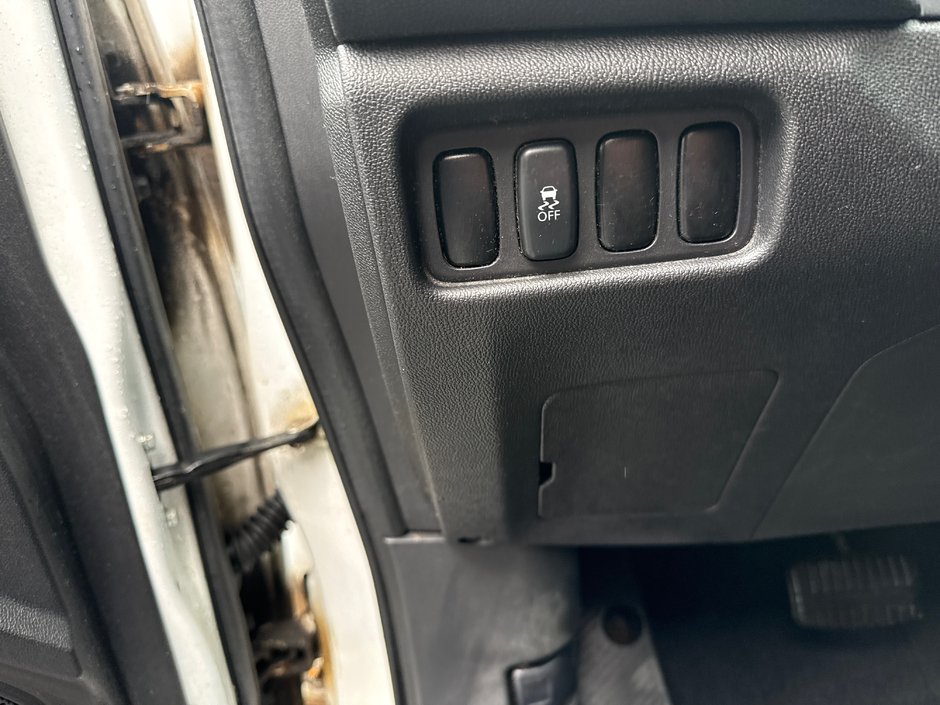 Mitsubishi RVR SE 2013-10