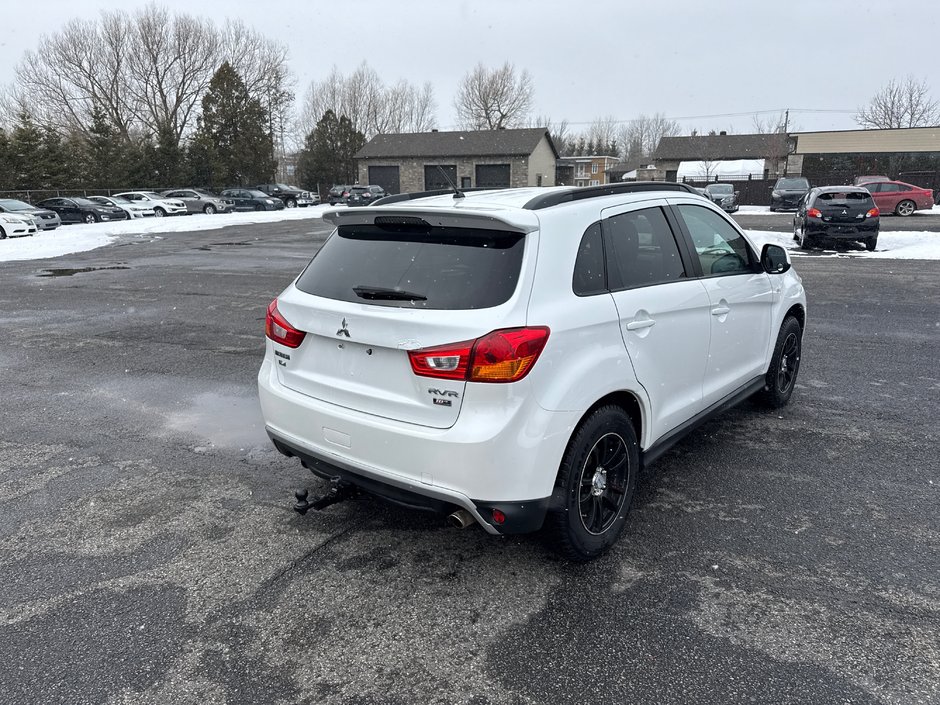 Mitsubishi RVR SE 2013-3