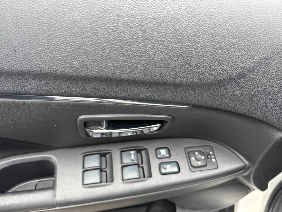 Mitsubishi RVR SE 2013-9