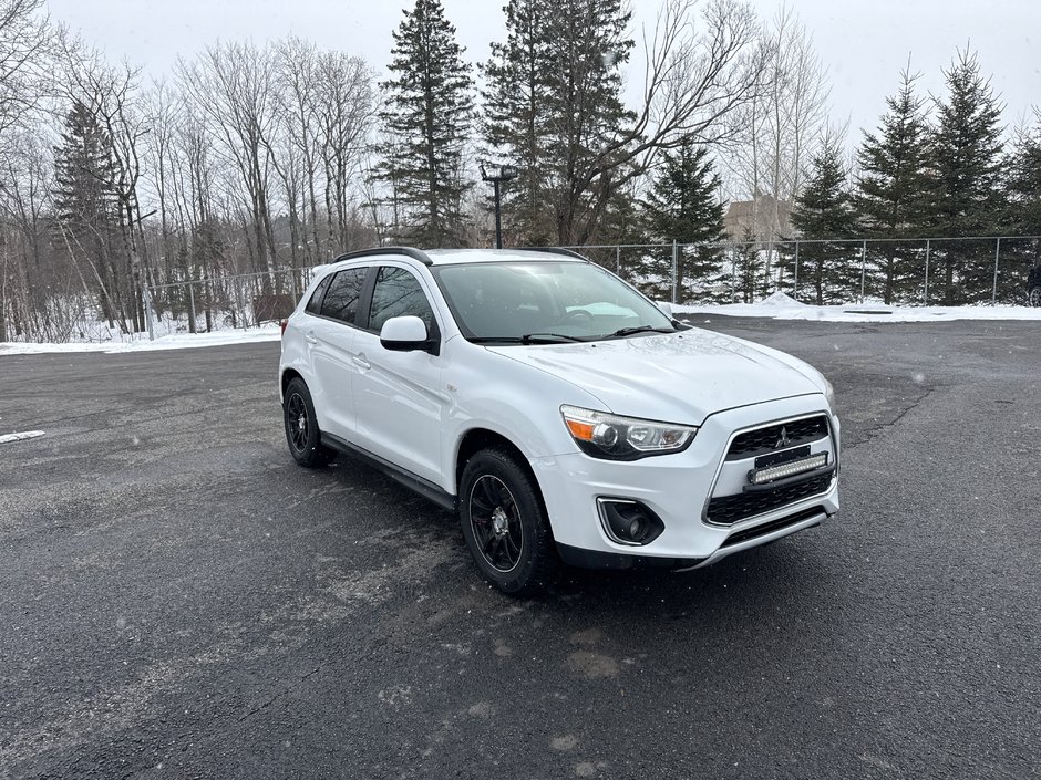 Mitsubishi RVR SE 2013-0
