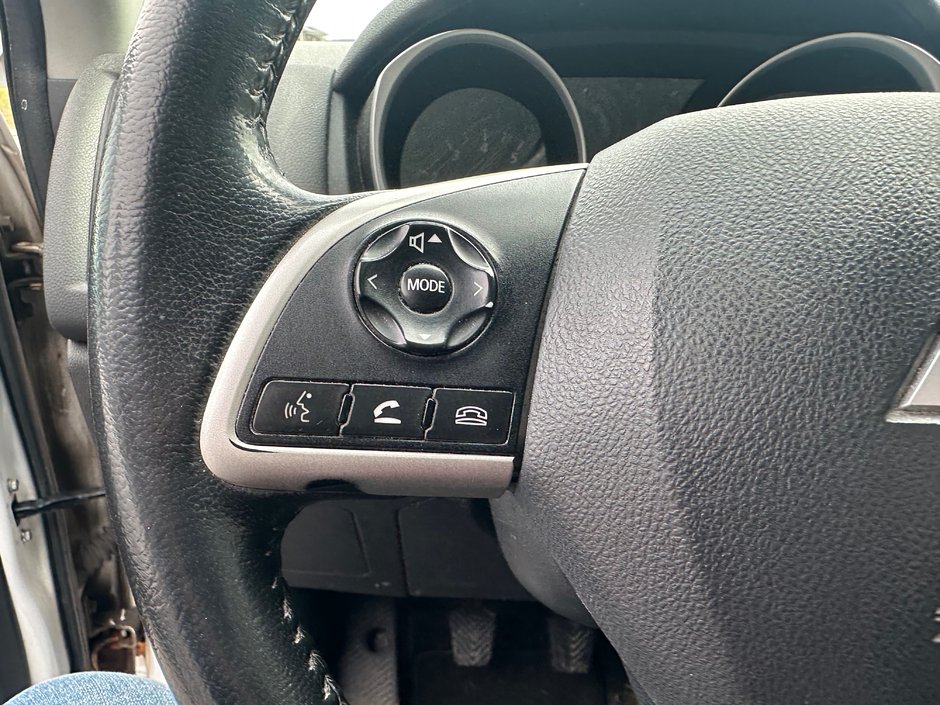2014 Mitsubishi RVR-10
