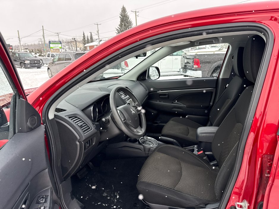 2016 Mitsubishi RVR-8