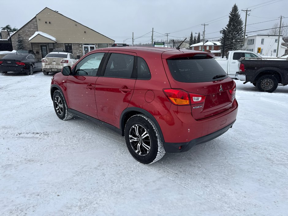 2016 Mitsubishi RVR-5