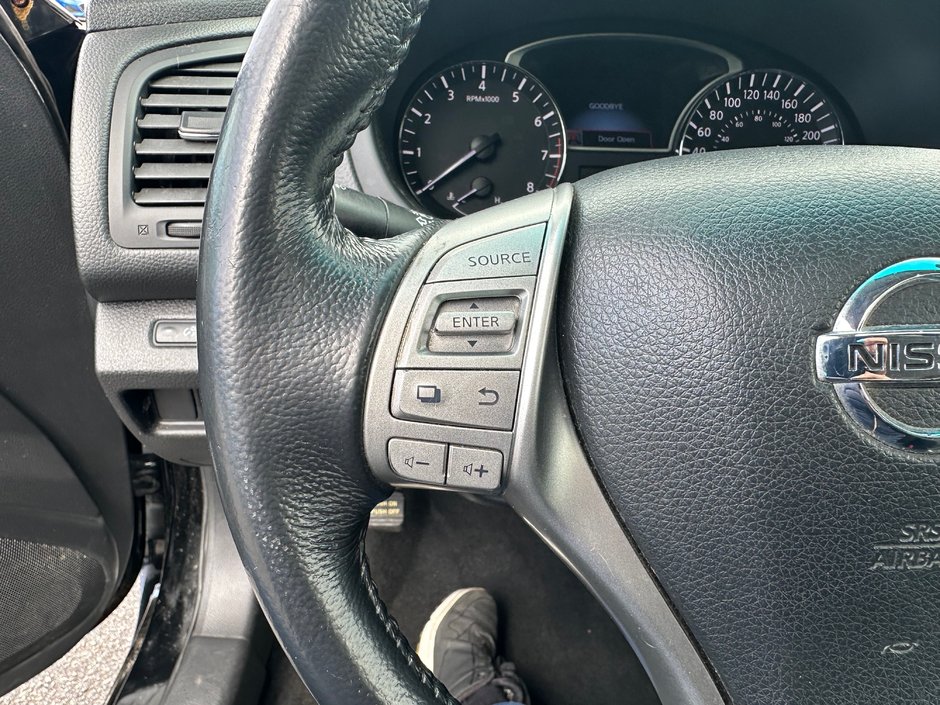 Nissan Altima  2013-10