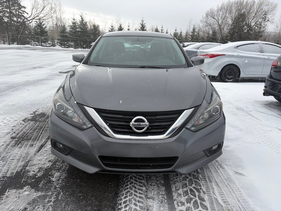 2017 Nissan Altima SR-2